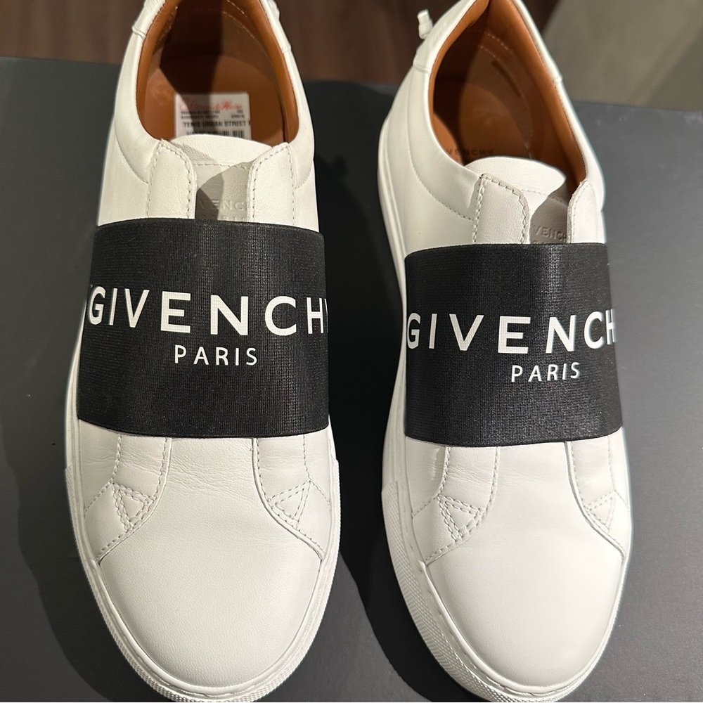 Givenchy White/Black Leather Urban Street  size 38